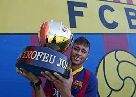 Barça has won its official trophy, the joan gamper, thanks to an emphatic win over napoli. Joan Gamper Trophy