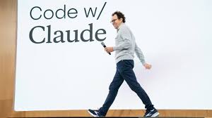 Anthropic 企業市場急速崛起五角大樓風波與廣告爭議蠶食OpenAI ...