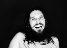 Az orgazmus pillanatát örökíti meg az arcokon egy fiatal fotóművész