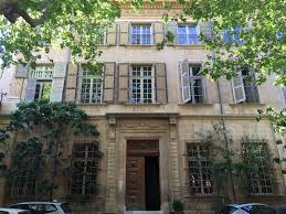 A Vendre Aix En Provence Quartier Mazarin Tres Bel Appartement De 210 M2 Aix En Provence Thomine Desmazure Bel Appartement Appartement Aix En Provence
