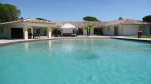 L Immobilier Dans Le Sud De La France Locava Fr Immobilier Roquebrune Sur Argens Maison