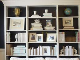 How To Decorate Narrow Bookshelves How To Use Bookshelves In Minecraft How To Use Bookshelves With Ench Family Room Makeover Decorating Bookshelves Family Room