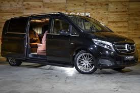 Deze Brabus Van 140 000 Euro Is Luxer Dan Jouw Woonkamer Mercedes Bus Euro
