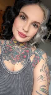 Felicia Meade's Instagram, Twitter & Facebook