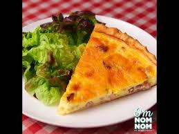 La Recette Authentique De La Quiche Lorraine Youtube Quiche Lorraine Recette Quiche Recette Quiche Courgette