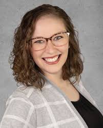 Abby Lenz's Instagram, Twitter & Facebook