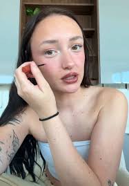 Pick Me Up Makeup Routine for a Natural Glow