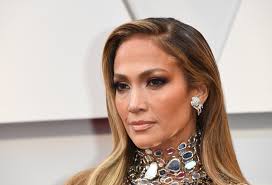 La edad, los años de cotización y los requisitos para tener la pensión máxima de jubilación cambian con el nuevo año. Matrimonios Fallidos De Jennifer Lopez La Fm