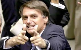 Pegadinha? Bolsonaro concede a si próprio a Ordem do Mérito Científico -  Revista Fórum