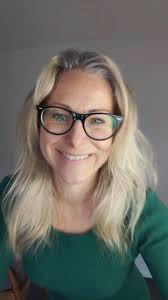 Beth Reading 💚 Pilates Teacher