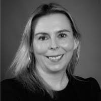 Elaine Brogan's Instagram, Twitter & Facebook