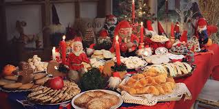 The traditional view is that we have a christmas dinner that is very much like the thanksgiving dinner although a ham is often substituted for the turkey. The Great Norwegian Christmas Cookie Extravaganza The Norwegian American