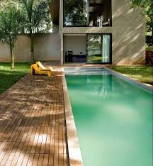 Garten Mit Pool 85 Bilder Und Inspirierende Beispiele Modernes Haus Pool Terrasse Architektur Innenarchitektur