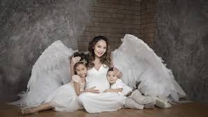 Картинки по запросу "картинка мама з дитиною"