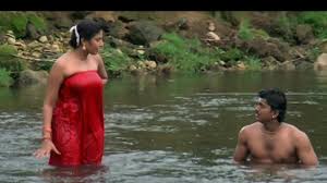 Vijay Felt Uncomfortable, His Father Shouted… Sanghavi Recalls Shooting  For Rasigan With The Superstar - Filmibeat