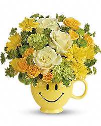 Connect with your local florists conveniently and get fresh flowers delivered to your doorstep in taylors, sc, and all the surrounding areas including greer, greenville, berea, mauldin, parker, gantt, simpsonville, easley, taylors. Teleflora S You Make Me Smile Bouquet In Greenville Sc Angel S Flower Gift Boutique
