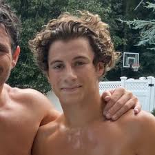 Thomas Huxtable (@ThomasHuxtable)