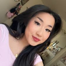 Kisha Barnes's Instagram, Twitter & Facebook