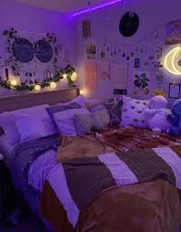 Pin By Aaliyah Mt06 On Vibey Room Ideas In 2020 Aesthetic Room Decor Aesthetic Bedroom Dorm Room Decor