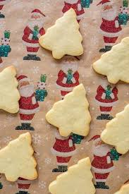 Ultimate Guide To Decorated Christmas Cookies 40 Recipes With Tips Sugar Cookies Recipe Sugar Cookie Recipe For Decorating Perfect Sugar Cookies
