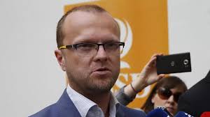 Od dubna 2018 do března 2019 byl místopředsedou čssd. Netolicky Hamacek Mluvil O Ziskani Sputniku Novinky Cz