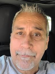 Lauri Carpenter's Instagram, Twitter & Facebook