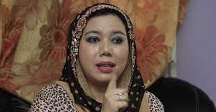 Punca dilantik istana selangor didedahkan! Komen Ummi Hafilda Ali Adik Azmin Dan Azwan Ali Minda Rakyat