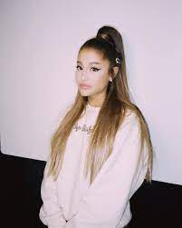 Feel free to discover, share, and add your note that the creators of this wiki are not ariana grande, nor do we have any connections to her, we are only. Ariana Grande Bezieht Stellung Zu Den Vorwurfen Gegen Den Fotografen Marcus Hyde Vogue Germany