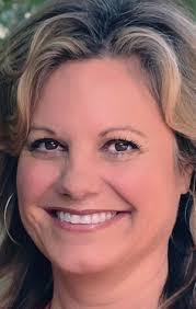 Cynthia Belliveau's Instagram, Twitter & Facebook