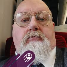 I hear ken russell hated hammer flims I can't understand why maybe the  cheap budget but they were very entertaining and now are cult