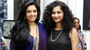 Sridevi S First Death Anniversary Gauri Shinde Of English Vinglish Pays A Tribute To The Bollywood Icon Vogue India Vogue India English vinglish izle 8.8 / 10 11 kullanıcı oyu. gauri shinde of english vinglish pays a