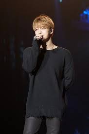 170402 Jyj S Kim Jaejoong And His Fans Engage In Prank Battle During Concert On April Fool S Day Soompi Jaejoong Jyj Concert