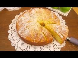 La torta leggera di mele e ricotta con gocce di cioccolato può essere conservata per un paio di giorni in frigorifero, a che se è difficile che duri così tanto. Torta Di Mele E Ricotta Ecco Il Segreto Per Farla Alta E Soffice Youtube