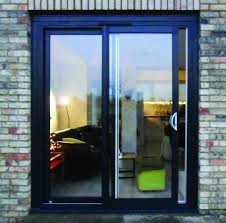 Sliding door pintu geser dengan dua daun menggunakan kusen aluminium 3 inc : Jendela Geser Aluminium Cek Bahan Bangunan