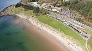 Lunderston bay is located on the east coast of the firth of clyde in inverclyde, by the a770 road approximately midway between the town of gourock and the village of inverkip. Lunderston Bay Gourock Scotland Youtube