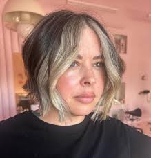 𝙲𝚘𝚘𝚕 𝚐𝚒𝚛𝚕 𝚋𝚘𝚋 🤌🏼 ⁣ ⁣ 𝚃𝚑𝚎𝚛𝚎 𝚒𝚜 𝚊 𝚍𝚒𝚏𝚏𝚎𝚛𝚎𝚗𝚌𝚎  𝚋𝚎𝚝𝚠𝚎𝚎𝚗 𝚖𝚘𝚖 𝚋𝚘𝚋 𝚊𝚗𝚍 𝚌𝚘𝚘𝚕 𝚐𝚒𝚛𝚕 𝚋𝚘𝚋. 𝙰𝚗𝚍 𝚝𝚑𝚎  𝚍𝚒𝚏𝚏𝚎𝚛𝚎𝚗𝚌𝚎? 𝙰𝚗 𝚒𝚗𝚌𝚑 𝚘𝚛 𝚝𝚠𝚘!