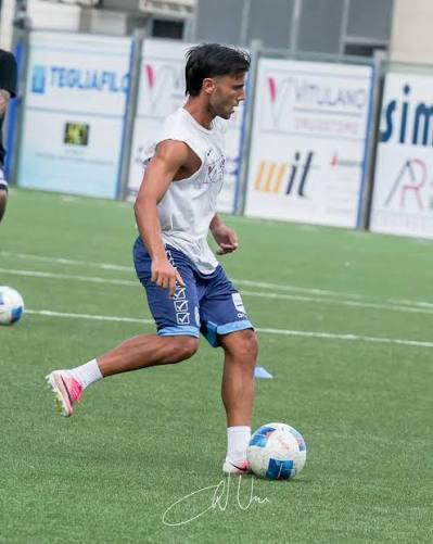        :     Il Manfredonia  Calcio 1932 comunica di aver tesserato Raffaele Cantisani, sin da subito  aggregato ...