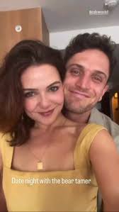 Finally we even know why he was so clingy that evening 🤣🤣 (this unposted  video is from 25th of July), I wonder if he had already popped the question  at this point or if he was still shaking inside ...