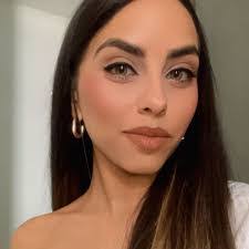 Maria Merced's Instagram, Twitter & Facebook