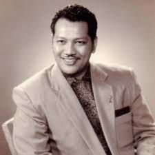 Di mana kan ku cari ganti serupa dengan mu tak sanggup ku berpisah dan perhati patah, hidup gelisah. Di Mana Kan Ku Cari Ganti Paroles P Ramlee Greatsong