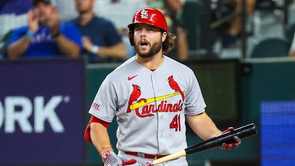 Cardinals' Alec Burleson ejected after blowing up on umpire whose questionable calls led to double play
