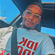 Raising Cane's Chicken Fingers restaurant is planned to replace the Red  Lobster