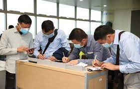 Ngày 2/5, trung tâm kiểm soát bệnh tật (cdc) hà nội thông báo tìm người đến các địa sau khi có kết quả âm tính lực lượng chức năng sẽ có phương án giải phóng tất cả những tầng còn lại. Thá»±c Hiá»‡n Khai Bao Y Táº¿ Toan Dan Viá»‡t Nam Tá»« Ngay 10 3 Vinmec