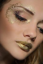 Fasching Schminken Den Karneval Look Vollenden Fasching Schminken Karneval Schminken Augenschminke