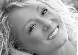 Karen Duplisea's Instagram, Twitter & Facebook