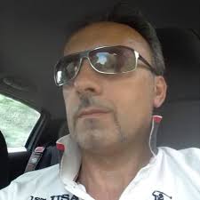 Ciao ai un bel sorriso, e delle belle gambe ❤️.