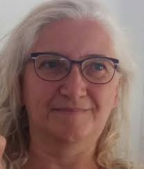 Angela Poli's Instagram, Twitter & Facebook