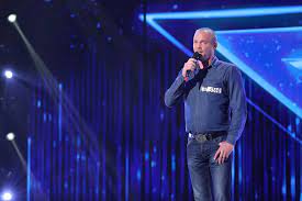 Finala românii au talent din 29 mai 2020 va putea fi urmărită începând cu ora 20:30. Finala Romanii Au Talent CaÈ™tigatÄƒ De Radu PalaniÈ›Äƒ A Fost Lider De AudienÈ›Äƒ Stirileprotv Ro