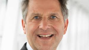 Kapp Niles verabschiedet Geschäftsführer Helmut Nüssle