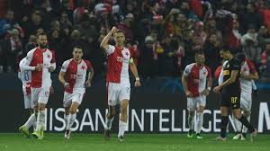 Maybe you would like to learn more about one of these? West Ham Close In On Slavia Midfielder Soucek As Moyes Seeks Further Options Goal Com